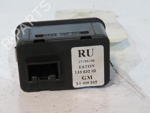 Left front window switch OPEL MERIVA A MPV (X03) 1.7 CDTI (E75) | BP25069087I27 - Image 2