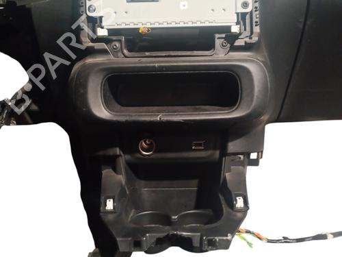 Used Dashboard Dashboard CITROËN C3 III (SX) 1.2 PureTech 82 (83 hp) 33111801 33111801