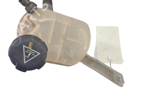 windscreen-washer-tank-citroen-c5-iii-break-rw_-2008-2009-2010-2011-2012-2013-2014-2015-2016-2017-32169294 main image