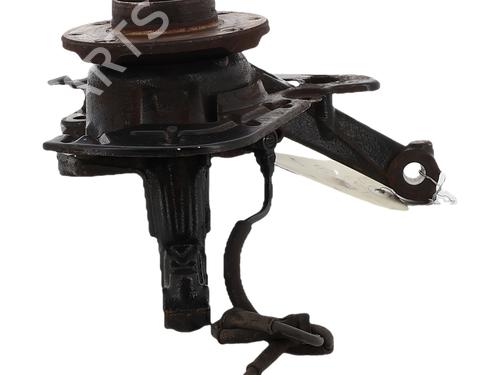 Used Right front steering knuckle Right front steering knuckle LANCIA YPSILON (312_) 0.9 TwinAir (312.PXG11, 312.PXG1A, 312.YXG11, 312.YXG1A) (86 hp) 33989842 33989842