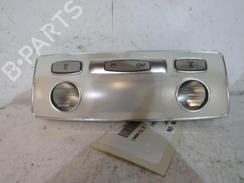 Used Interior roof light RENAULT LAGUNA III (BT0/1) 2.0 dCi (BT07, BT0J, BT14, BT1A, BT1S) (131 hp) 25094840