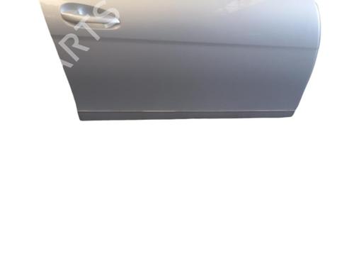Used Right front door MERCEDES-BENZ C-CLASS (W204) [2007-2015]  25074482