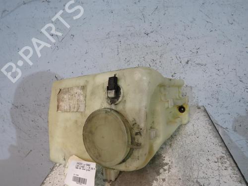 Used Windscreen washer tank MERCEDES-BENZ C-CLASS (W202) C 180 (202.018) (122 hp) 25109108