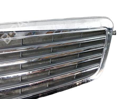 grille-mercedes-benz-e-class-convertible-a207-2010-2011-2012-2013-2014-2015-2016-25099943 main image