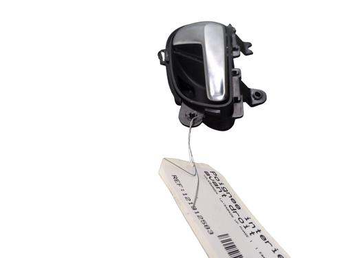front-right-interior-door-handle-vw-up-121-122-bl1-bl2-bl3-123-2011-32507189 main image