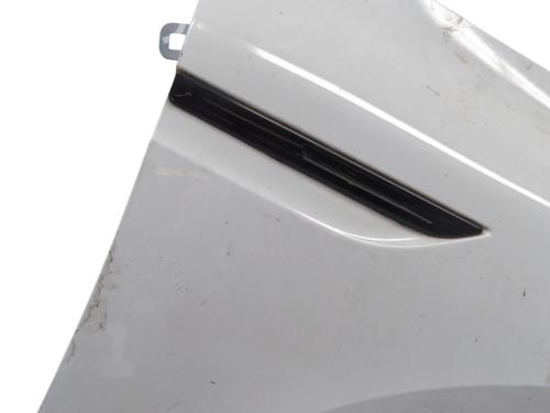 forskrm-hjre-renault-megane-iv-hatchback-b9amn_-2015-32500553 main image