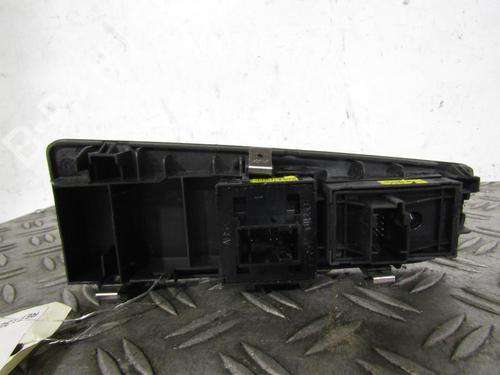 Left front window switch FIAT BRAVO II (198_) 1.6 D Multijet (198AXH1B) | BP25065805I27 