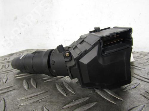 Used Steering column stalk NISSAN X-TRAIL I (T30) 2.2 Di 4x4 (114 hp) 25069524