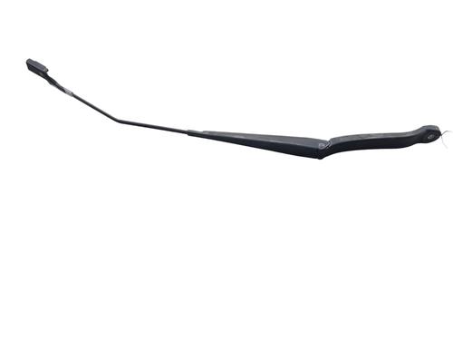 Used Front windshield wiper arm FIAT 500X (334_) 1.6 D Multijet (334AXA1B, 334AXA11) (120 hp) 25061145