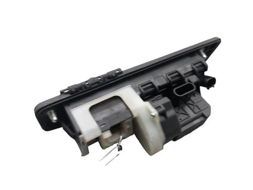 switch-mercedes-benz-a-class-w177-2018-25057878 main image