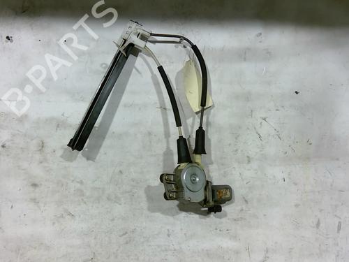 Rudehejsemekanisme Højre bagtil ALFA ROMEO 147 (937_) 1.9 JTD (937.AXD1A, 937.BXD1A, 937.AXV1A, 937.BXB1A,... (115 hp) 25093849