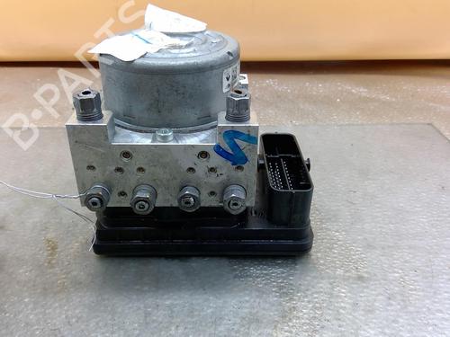 Used ABS pump ABS pump RENAULT MEGANE IV Grandtour (K9A/M/N_) 1.2 TCe 130 (K9MR) (130 hp) 25110882 25110882