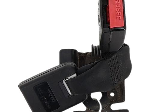 seat-buckle-renault-megane-iii-coupe-dz01_-2008-2009-2010-2011-2012-2013-2014-2015-2016-39586699 main image