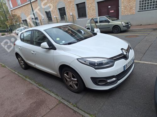Brugte RENAULT MEGANE III Hatchback (BZ0/1_, B3_) 1.5 dCi (BZ09, BZ0D, BZ1W, BZ29, BZ14) (110 hp) 4389829