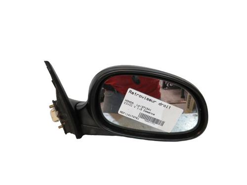Used Right mirror Right mirror 25085926 25085926