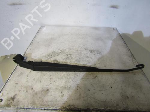 Used Front windshield wiper arm MITSUBISHI PAJERO PININ I (H6_W, H7_W) 1.8 (H76W, H66W) (114 hp) 25106363