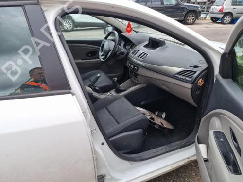 Shift knob RENAULT MEGANE III Hatchback (BZ0/1_, B3_) 1.5 dCi (BZ0C) | BP25101168I34  - Image 10