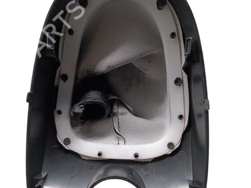 Used Shift knob RENAULT TWINGO II (CN0_) 1.2 16V (CN04, CN0B) (75 hp) 31188680