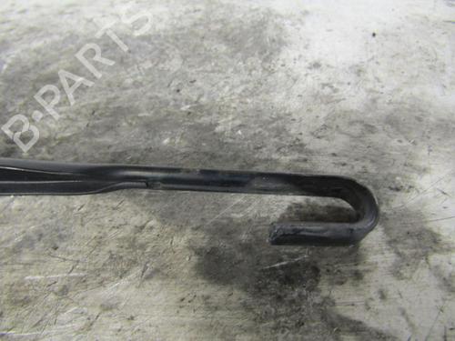 Front windshield wiper arm BMW 3 Touring (E46) 320 d | BP25085462C143 
