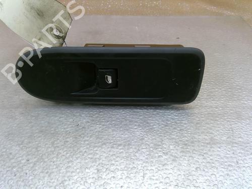Used Right front window switch Right front window switch 25068224 25068224