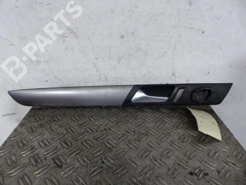 Used Front left interior door handle Front left interior door handle VW PASSAT B7 (362) 2.0 TDI (140 hp) 10588040 10588040