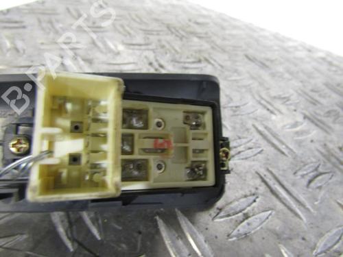 Used Right rear window switch Right rear window switch KIA CERATO I Hatchback (LD) 2.0 CRDi (112 hp) 25070001 25070001