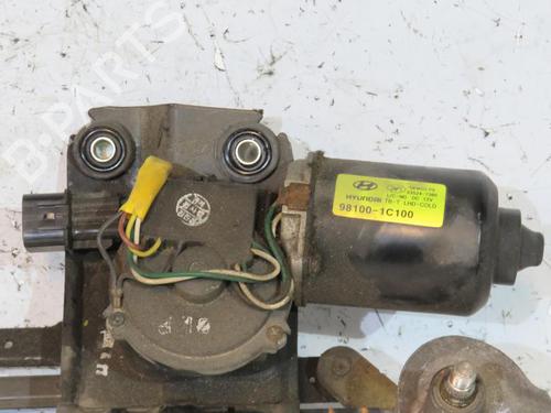 Front wiper motor HYUNDAI GETZ (TB) 1.5 CRDi | BP25108706M29 