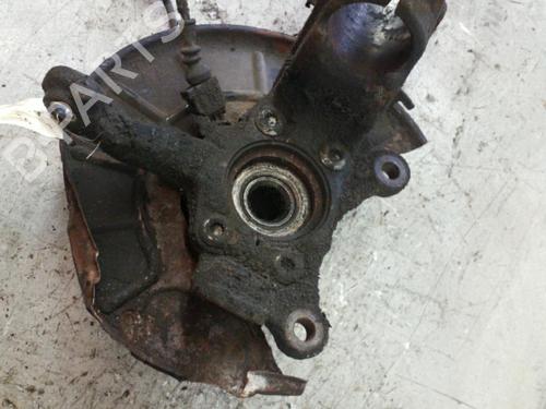 Left front steering knuckle SEAT ALTEA (5P1) 1.9 TDI | BP25078518M25