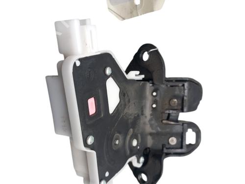 tailgate-lock-renault-kadjar-ha_-hl_-2015-25072440 main image