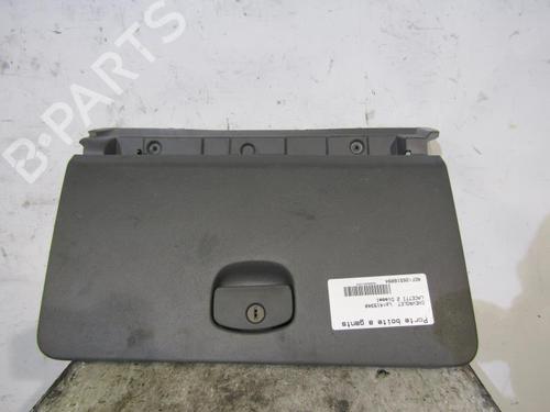 Used Glove box CHEVROLET LACETTI (J200) 2.0 D (121 hp) 25063702