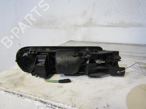 rear-left-interior-door-handle-vw-passat-b55-variant-3b6-2000-2001-2002-2003-2004-2005-25083055 main image