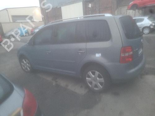 Rear left quarter glass VW TOURAN (1T1, 1T2) 2.0 TDI | BP25103292C93 