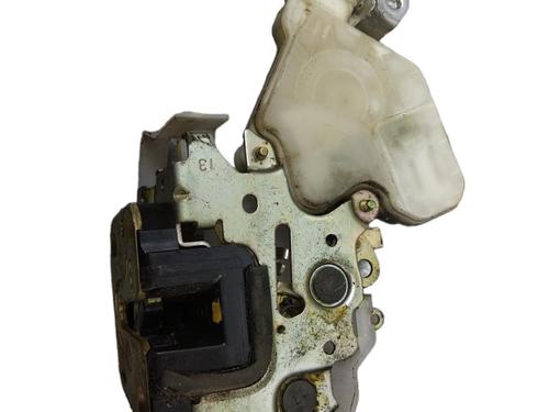 Used Front right lock NISSAN X-TRAIL I (T30) 2.2 dCi 4x4 (136 hp) 25087351