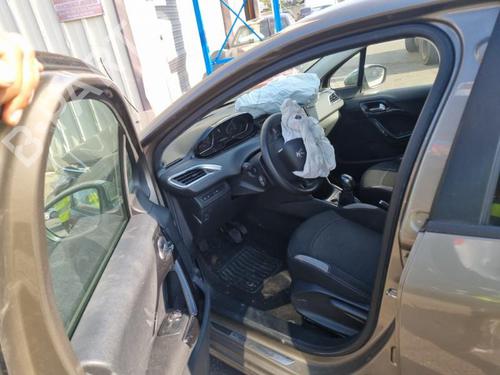 Left rear door PEUGEOT 208 I (CA_, CC_) 1.2 VTI 82 | BP29202164C4 