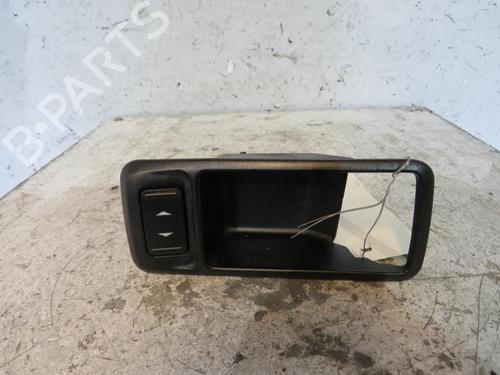 Interrupteur de vitre avant droite FORD FOCUS C-MAX (DM2) 1.6 TDCi (109 hp) 25081281