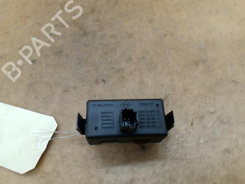 Used Warning switch Warning switch RENAULT MODUS / GRAND MODUS (F/JP0_) 1.5 dCi (FP0G, JP0G) (68 hp) 25105279 25105279
