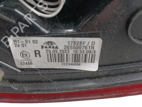 Used Right taillight RENAULT CLIO V (B7_) 1.6 E-TECH 140 (B7MU) (140 hp) 28211622