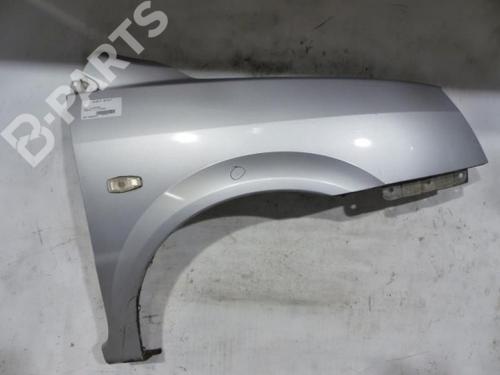 Used Right front fenders Right front fenders KIA CARENS III MPV (UN) 2.0 CRDi 140 (140 hp) 10585683 10585683