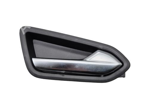 Used Front right interior door handle RENAULT CAPTUR II (HF_) TCe 160 (HFN1) (158 hp) 25072235