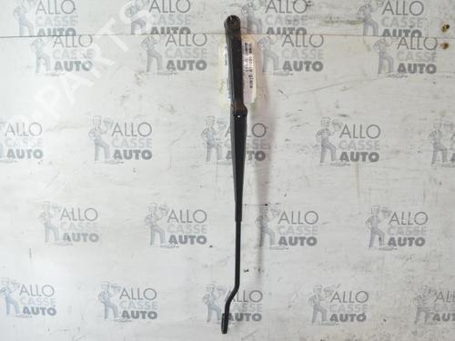 Used Front windshield wiper arm VW POLO (6N2) 1.4 (60 hp) 25086992