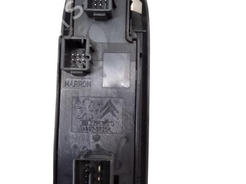Used Left front window switch Left front window switch CITROËN C5 III Break (RW_) 2.0 HDi (136 hp) 28130654 28130654