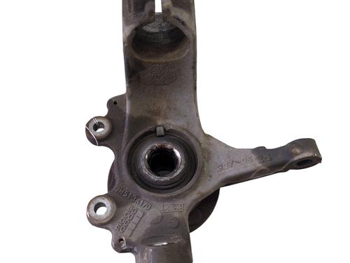 Used Right front steering knuckle Right front steering knuckle FORD FOCUS II (DA_, HCP, DP) 2.0 (145 hp) 27934082 27934082