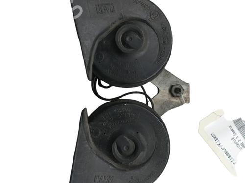 horn-jaguar-s-type-ii-x200-1998-1999-2000-2001-2002-2003-2004-2005-2006-2007-2008-25062111 main image