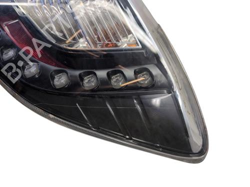 Used Right taillight TOYOTA YARIS (_P13_) 1.5 Hybrid (NHP130_, NHP130) (101 hp) 29633063