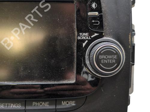Used Radio FIAT 500L (351_, 352_) 1.3 D Multijet (199LXY1A, 199LXY11) (84 hp) 28276987