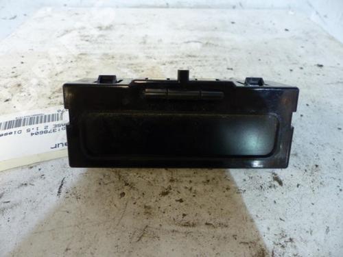 Used Display monitor Display monitor RENAULT CLIO II (BB_, CB_) [1998-2016] 10607993 10607993