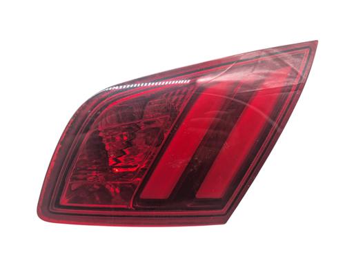 Farolim esquerdo da mala PEUGEOT 308 II (LB_, LP_, LW_, LH_, L3_) 1.5 BlueHDi 130 (131 hp) 30965027