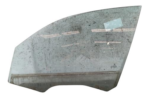 Used Front left door window BMW 1 (E87) 120 d (177 hp) 27205274