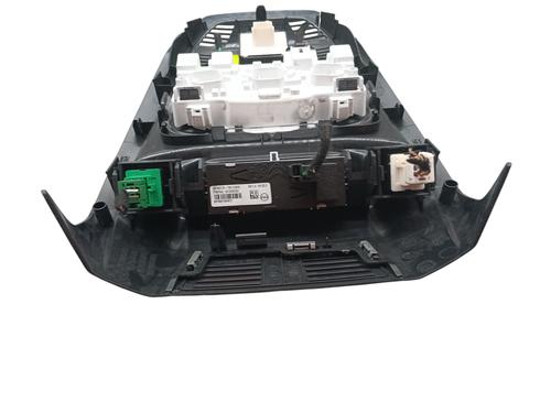 Interior roof light PEUGEOT 3008 II SUV (MC_, MR_, MJ_, M4_) 1.5 BlueHDi 130 | BP25897772I8 