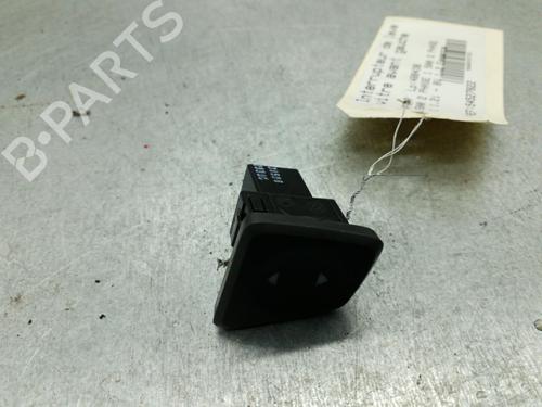 Used Left front window switch FIAT 500 (312_) 1.2 (312AXA1A) (69 hp) 25104812
